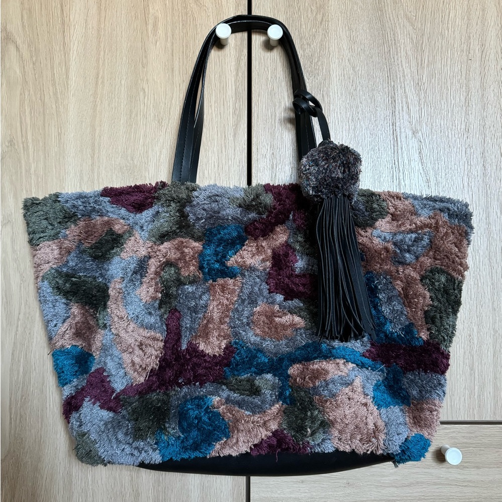Zara shaggy shoulder tote